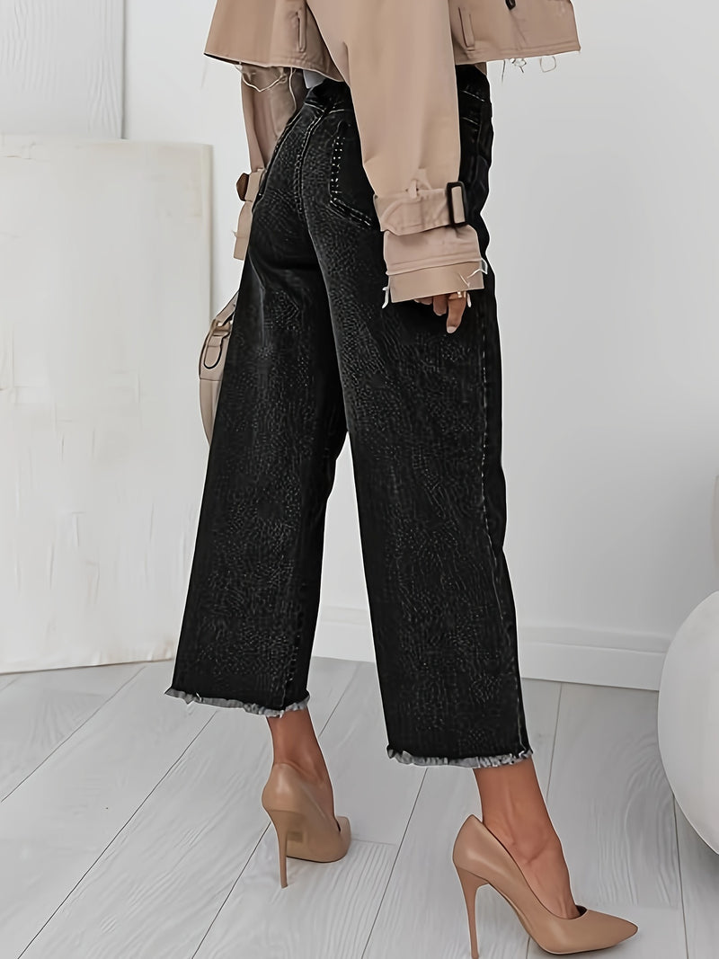 Women's Plus Size Fashion Stretch Cropped Jeans.
