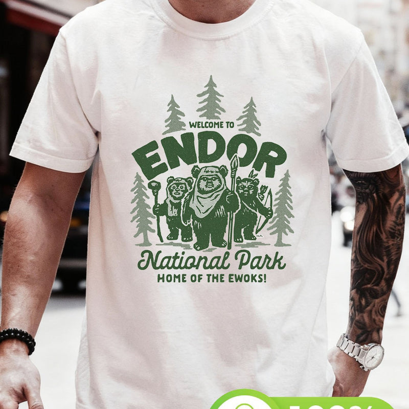 Men’s Star Wars Travel Vacation Endor National Park Ewoks Print T-shirt.