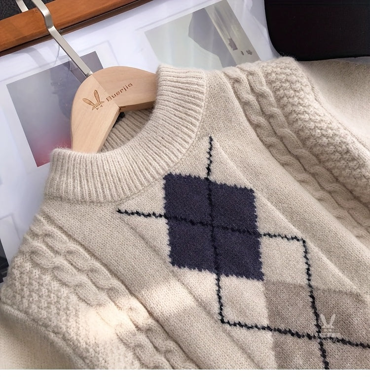 Mid-Sized Diamond Patterned Jacquard Turtleneck Sweater.