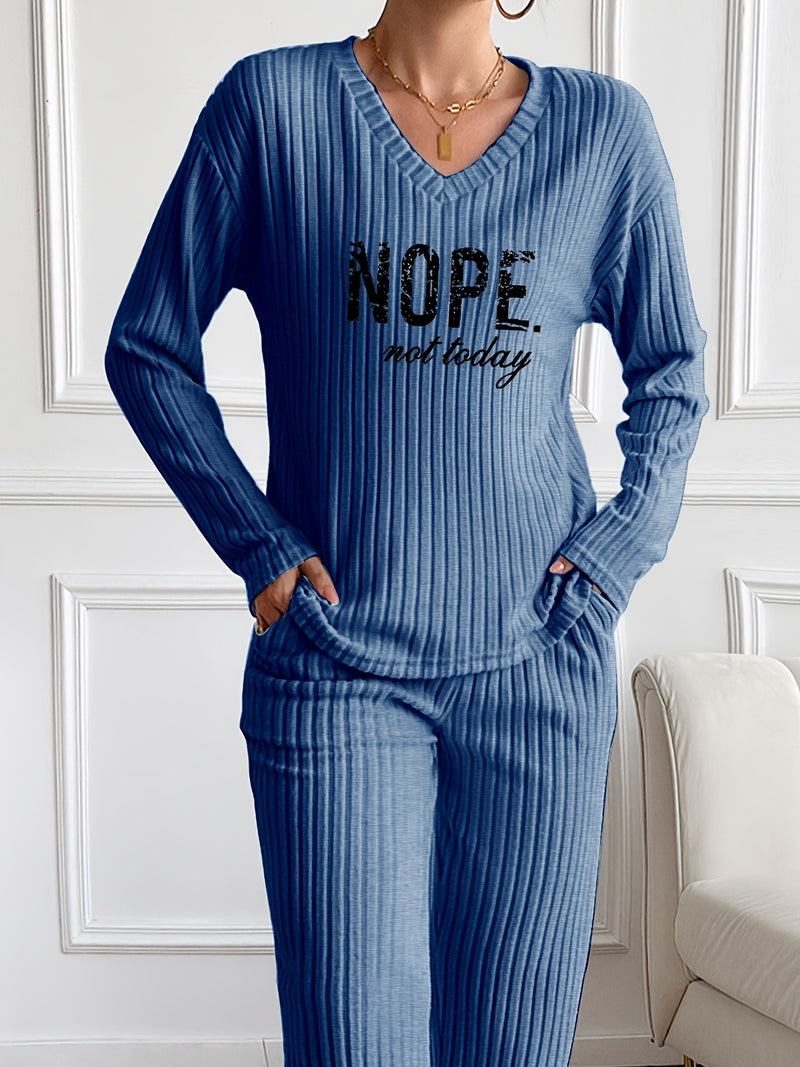 Casual And Stylish Two-Piece Set for Women.