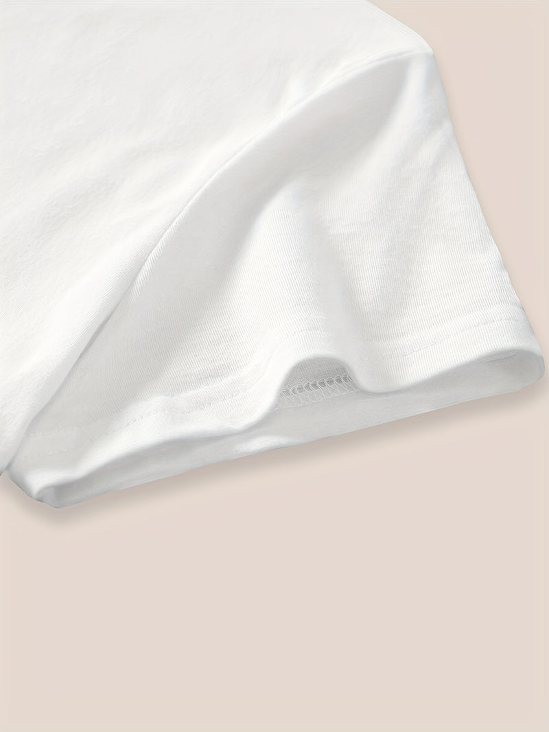 Women’s Geometric Print T-Shirt.