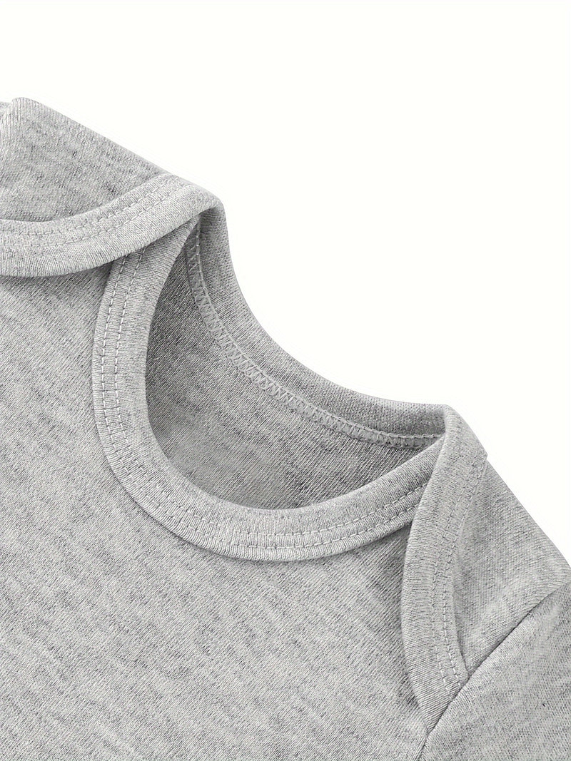 Casual And Cute Baby Clothing Suitable for Both Boys And Girls.