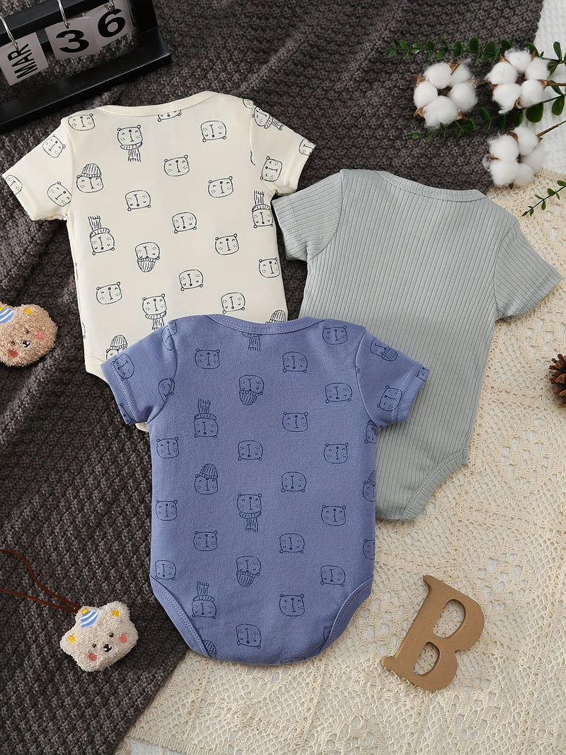 3-Piece Newborn Set with Cute Bear Pattern, Casual Outfit for Boys 0-9 Months.