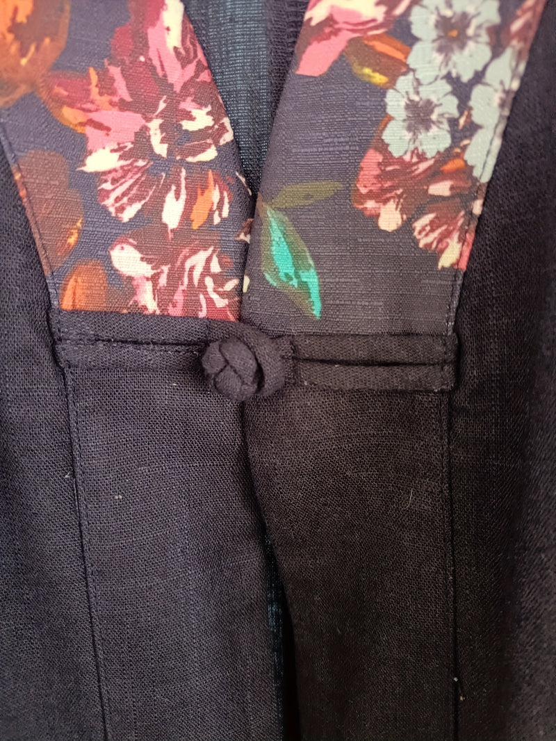 Women’s Spring And Summer Collection Vintage Style Button-Up.