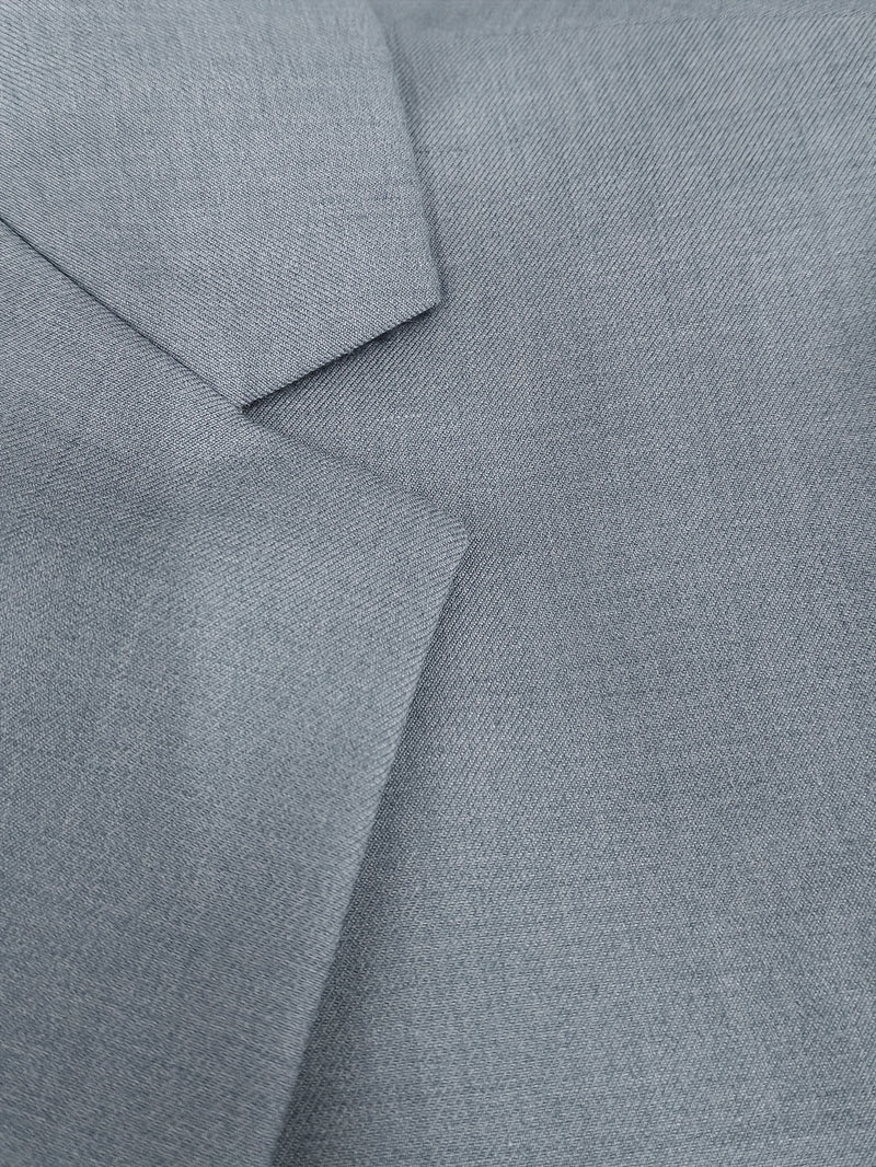 A Men'S Two-Piece Suit Featuring a Easy And Stylish Design.