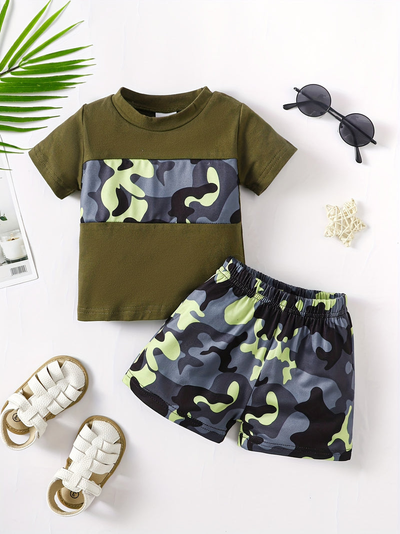 Boys' Printed Short Sleeve Top and Pants Set.