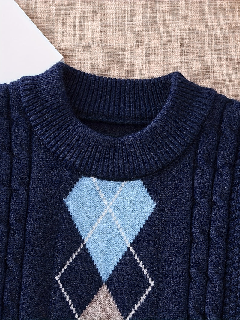 Mid-Sized Diamond Patterned Jacquard Turtleneck Sweater.