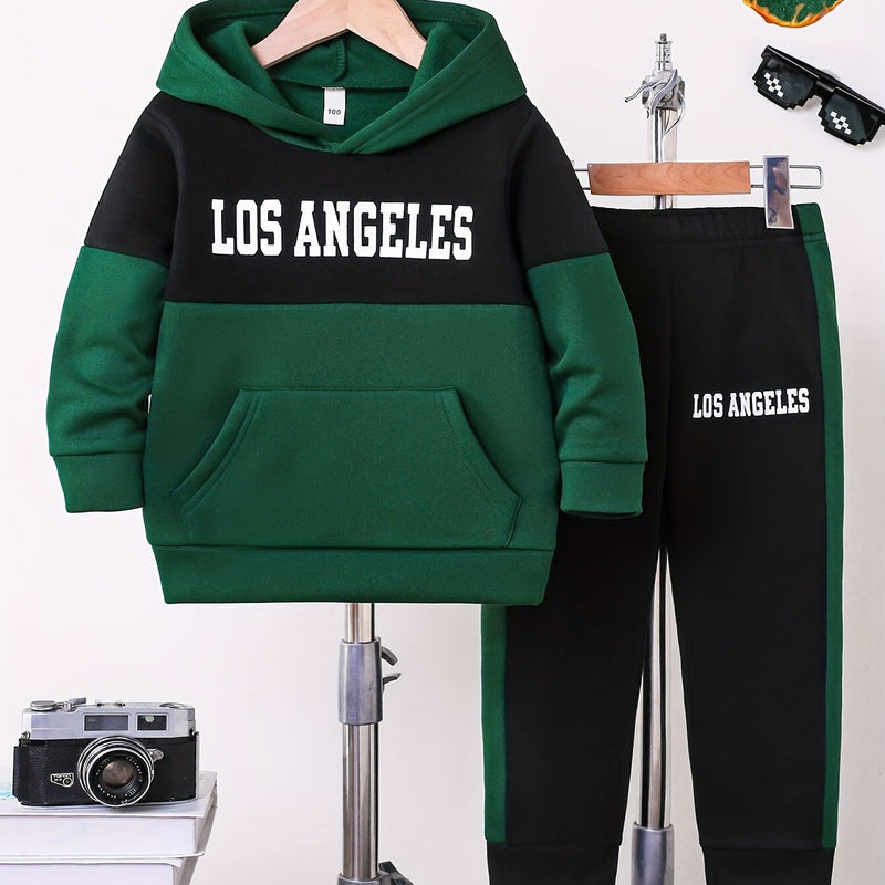 2pcs Boys Autumn/Winter Fleece-Lined Hooded Sweatshirt and Pants Set.