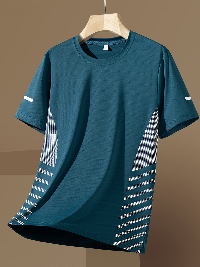 5pcs Men's Quick-Dry Breathable Moisture-Wicking T-Shirts.