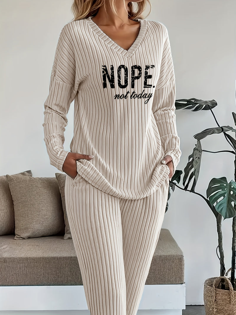 Casual And Stylish Two-Piece Set for Women.