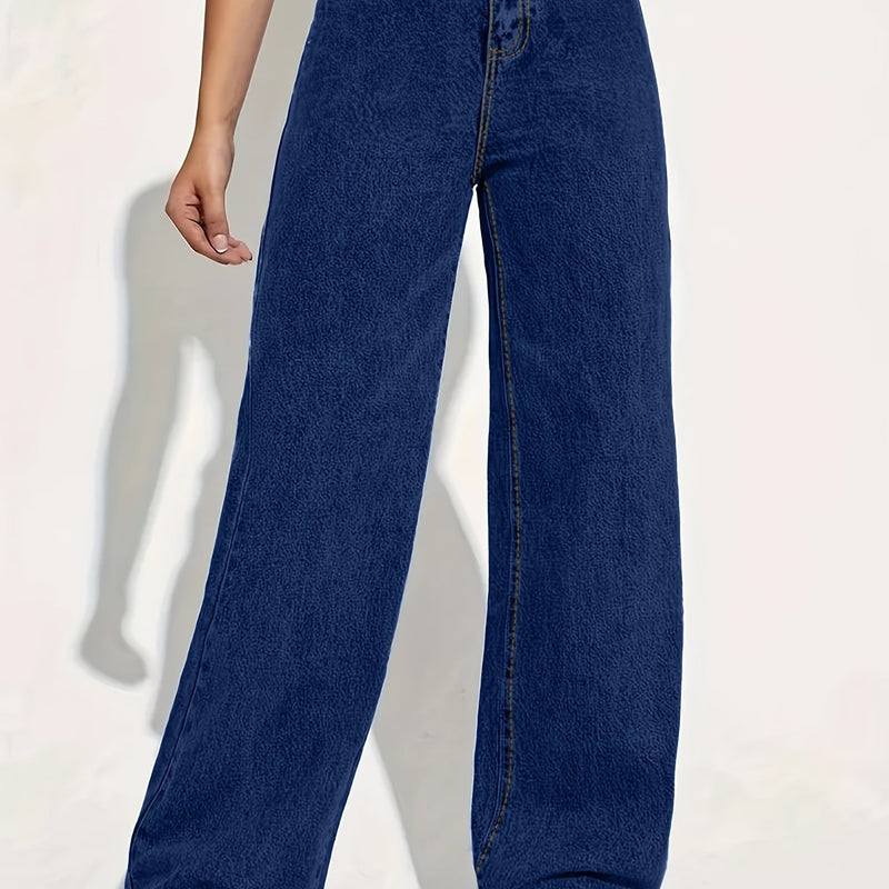 Women’s Fashionable Casual Straight-cut Jeans with Pockets.