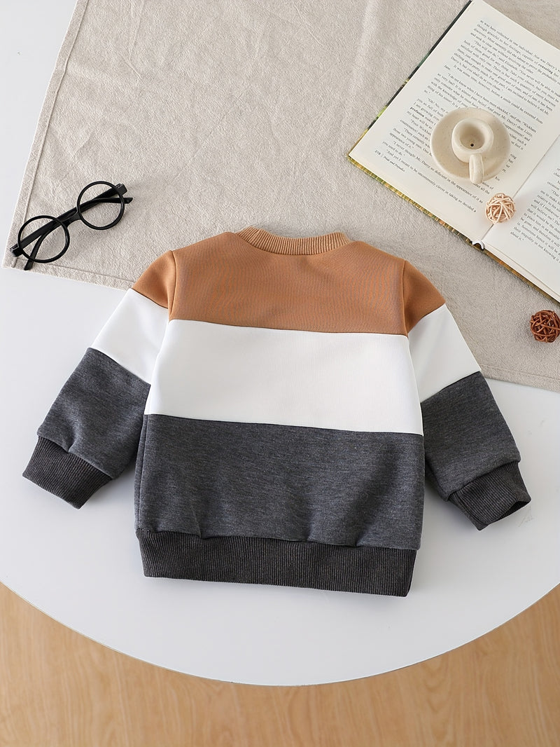 Three Options of Retro Animal Series Fleece Hoodies Available.