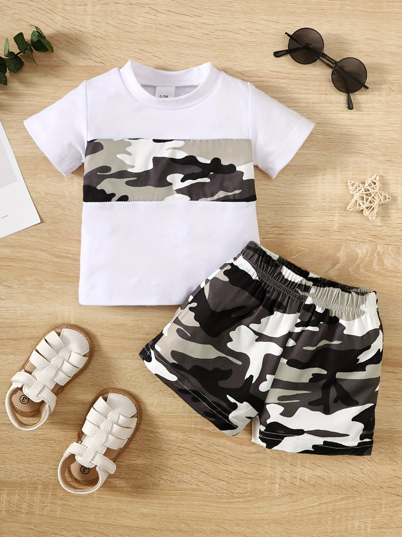 Boys' Printed Short Sleeve Top and Pants Set.