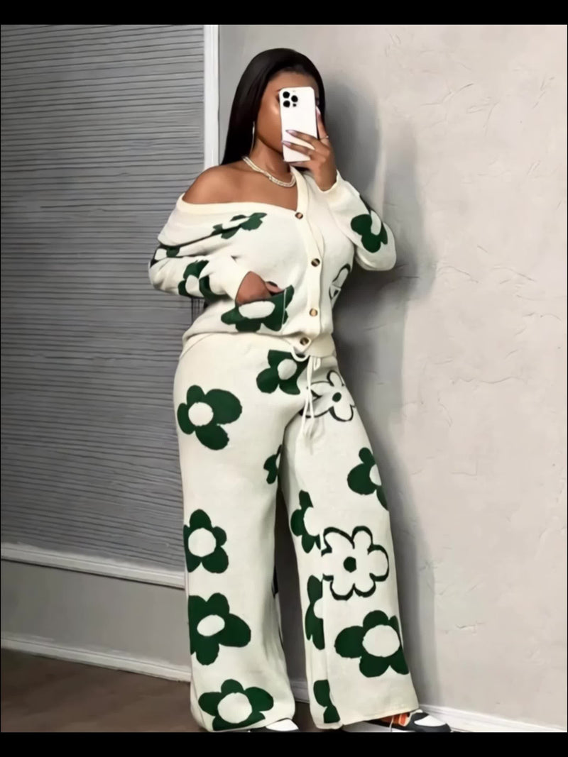 Women’s Casual Sweater And Pants Set.