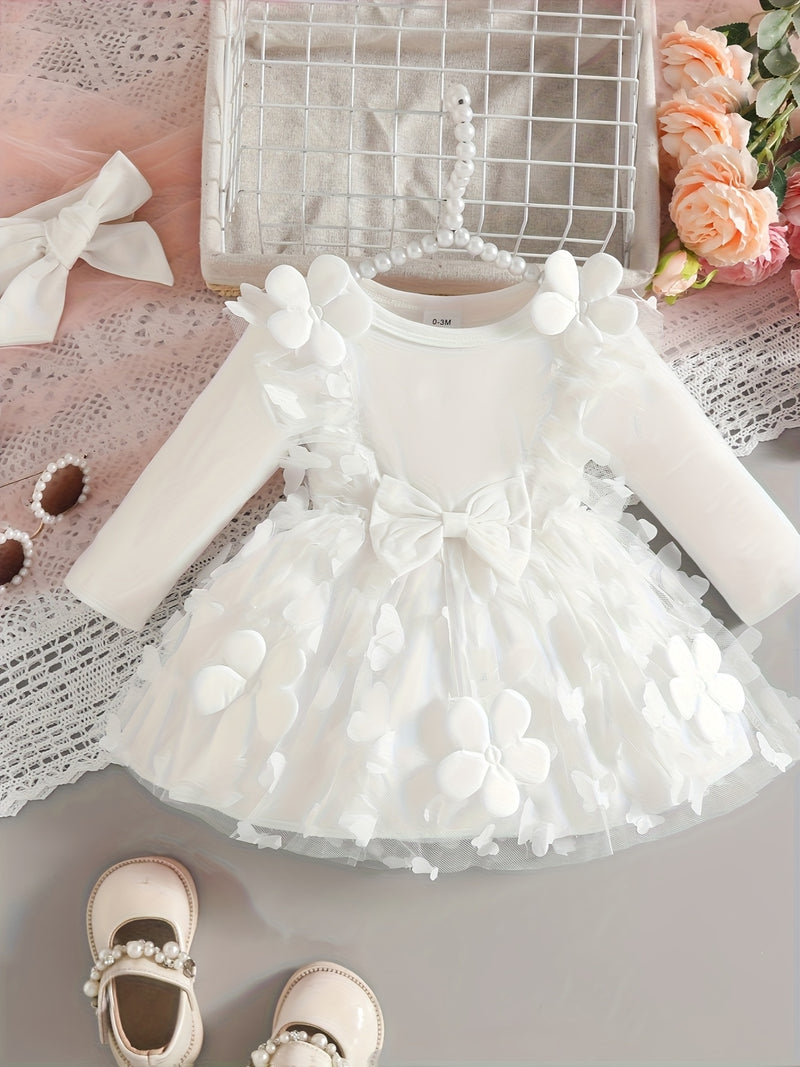 Newborn Baby Girl White Christening Gown Long-Sleeved Dress.