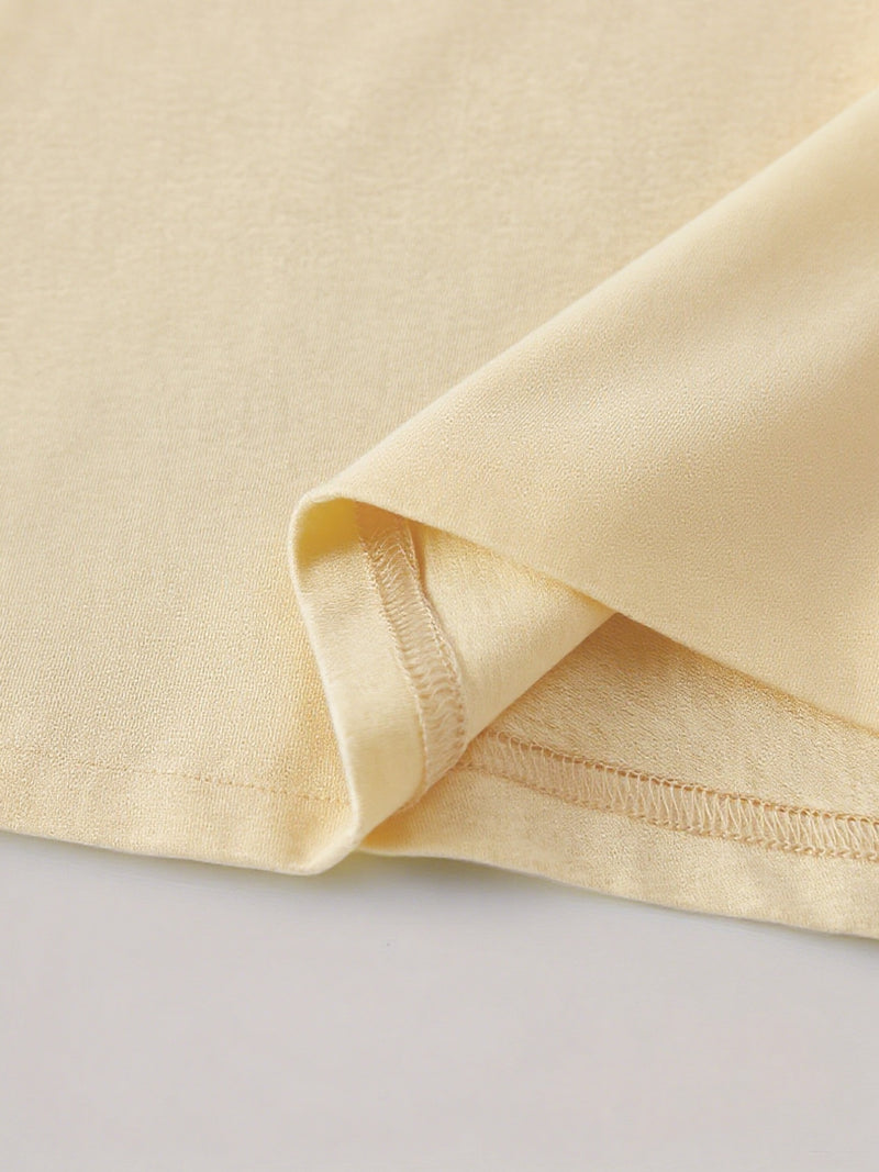 Women's Trendy Casual Sports Short-Sleeve Top And Shorts Set.