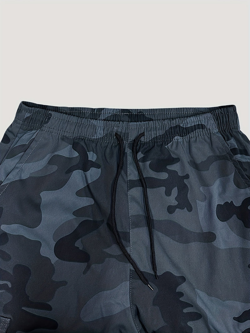 Men's Camouflage Outdoor Cargo Pants.