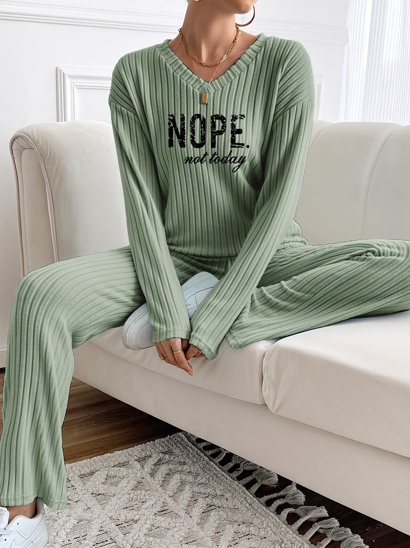 Casual And Stylish Two-Piece Set for Women.