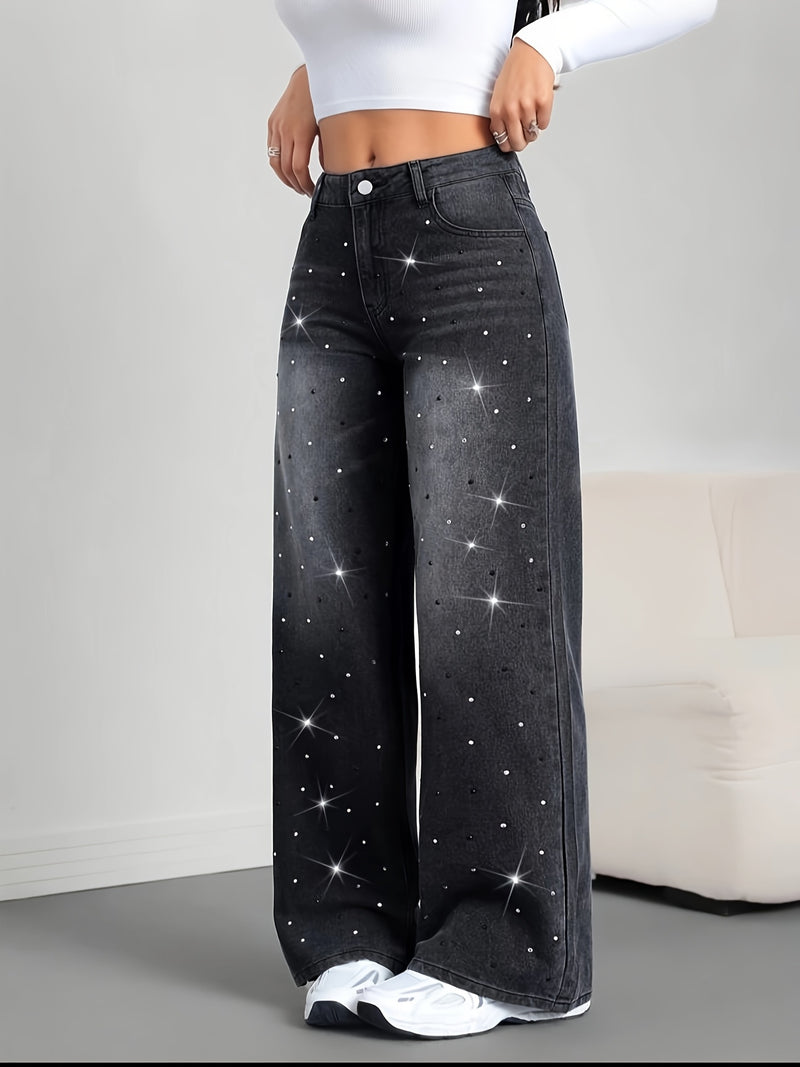 Women’s Classic Black Skinny Jeans Adorned with Sparkling Rhinestones.