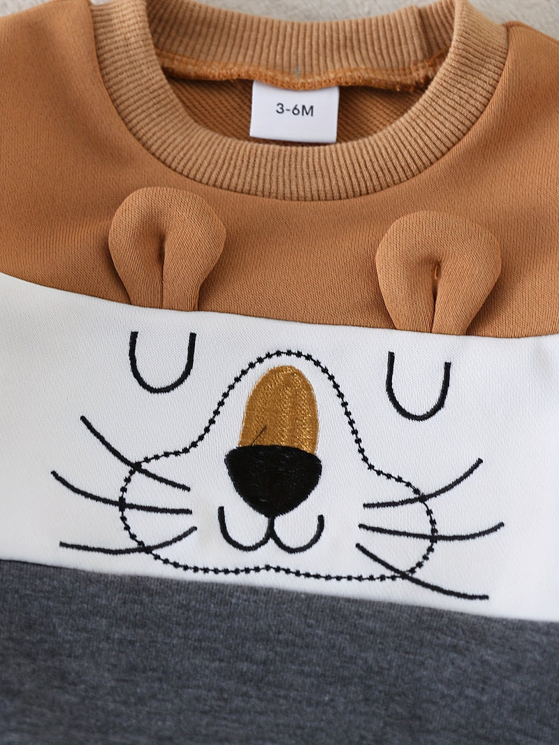 Three Options of Retro Animal Series Fleece Hoodies Available.