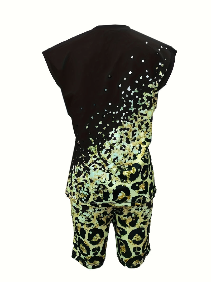 2pcs Women's Fashion Printed Round Neck Short Sleeve with Shorts.