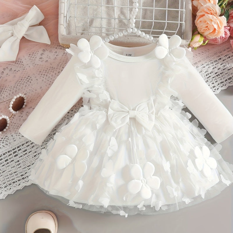 Newborn Baby Girl White Christening Gown Long-Sleeved Dress.