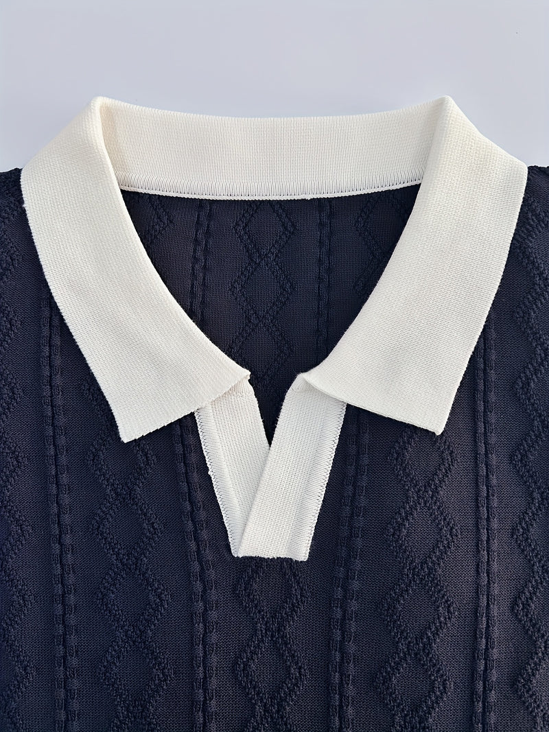 Men's Knit Casual T-Shirt, Fashionable Contrast Color Design.