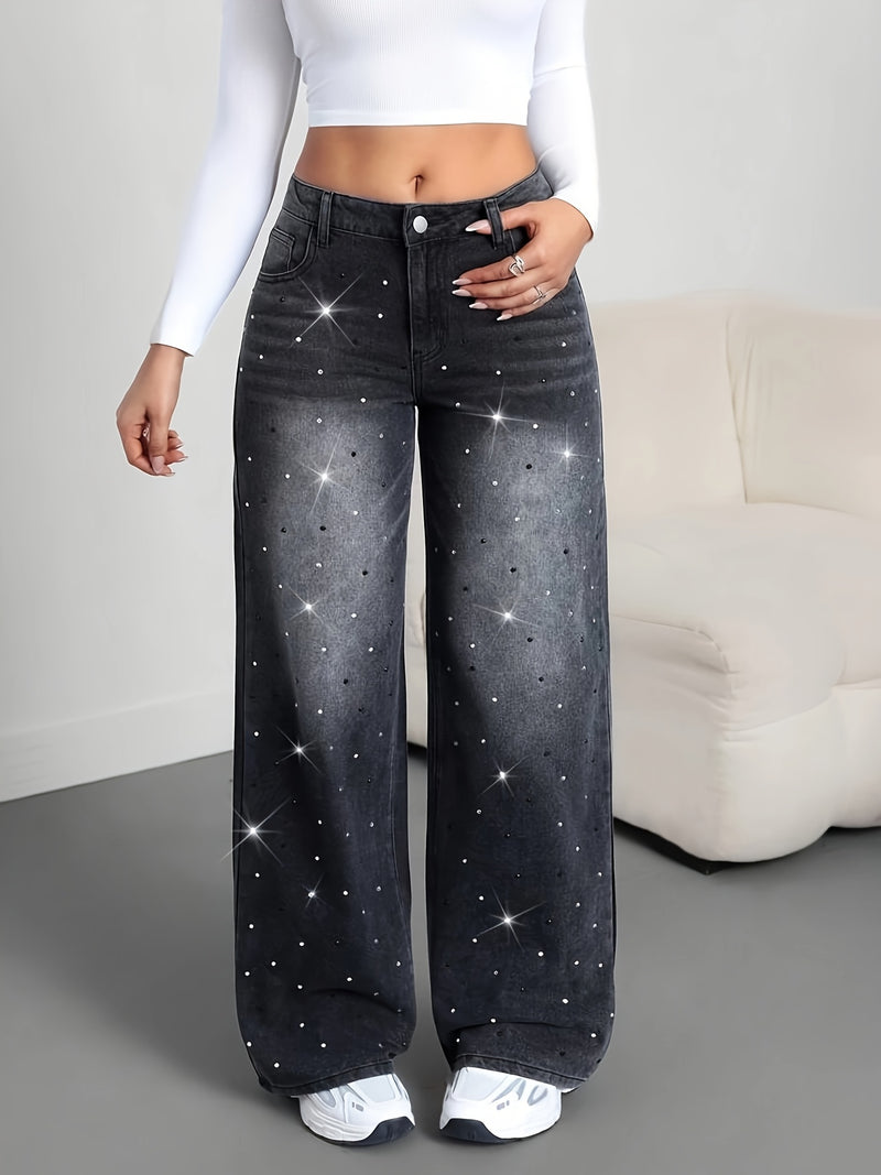 Women’s Classic Black Skinny Jeans Adorned with Sparkling Rhinestones.