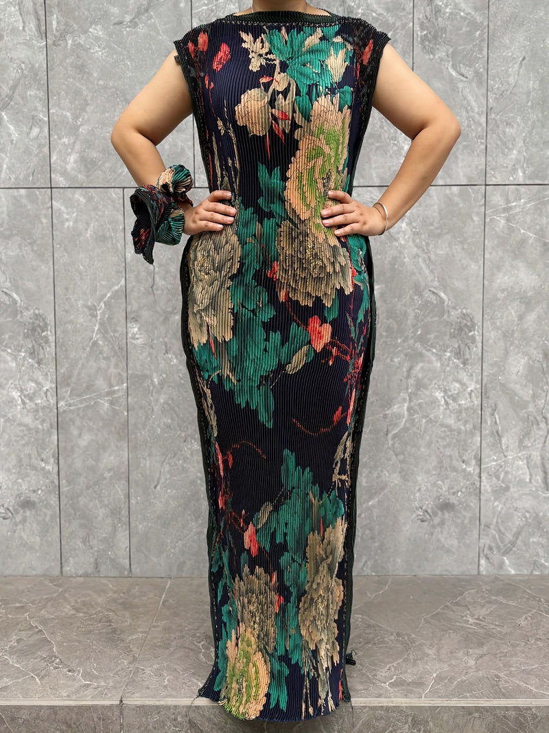 Women’s High-Elastic Bodycon Dress Featuring Traditional Middle Eastern Design.