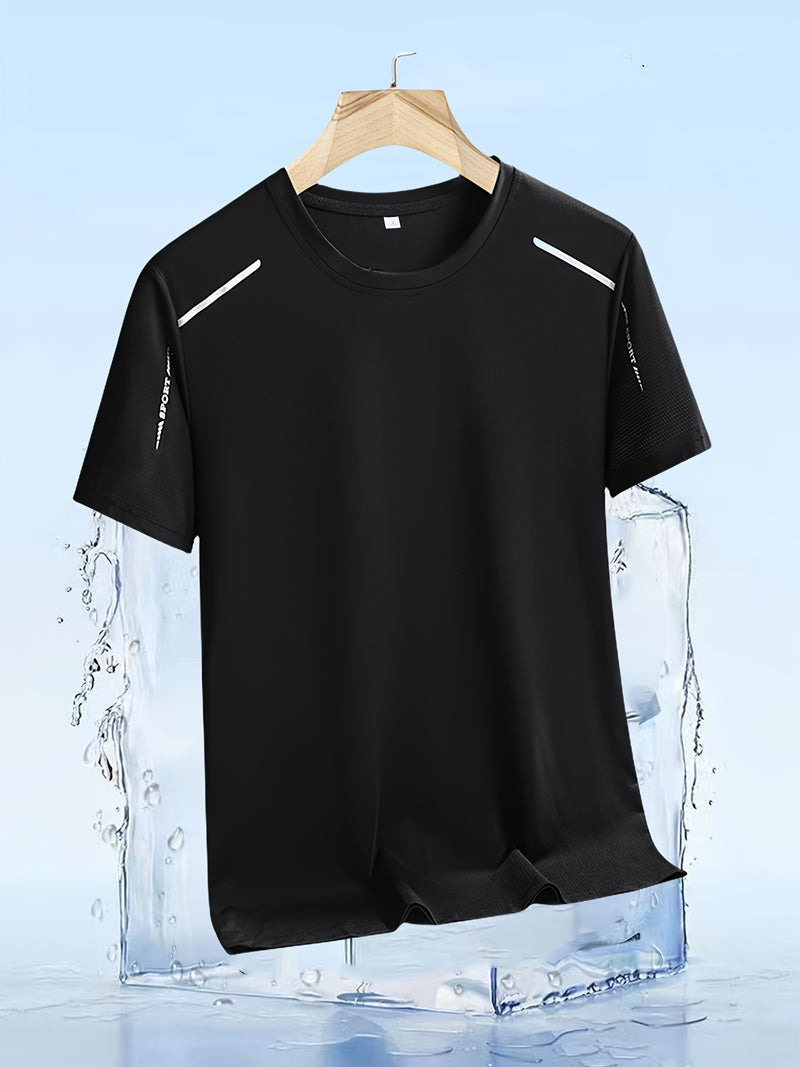 4pcs Men's quick-dry sports T-shirt.