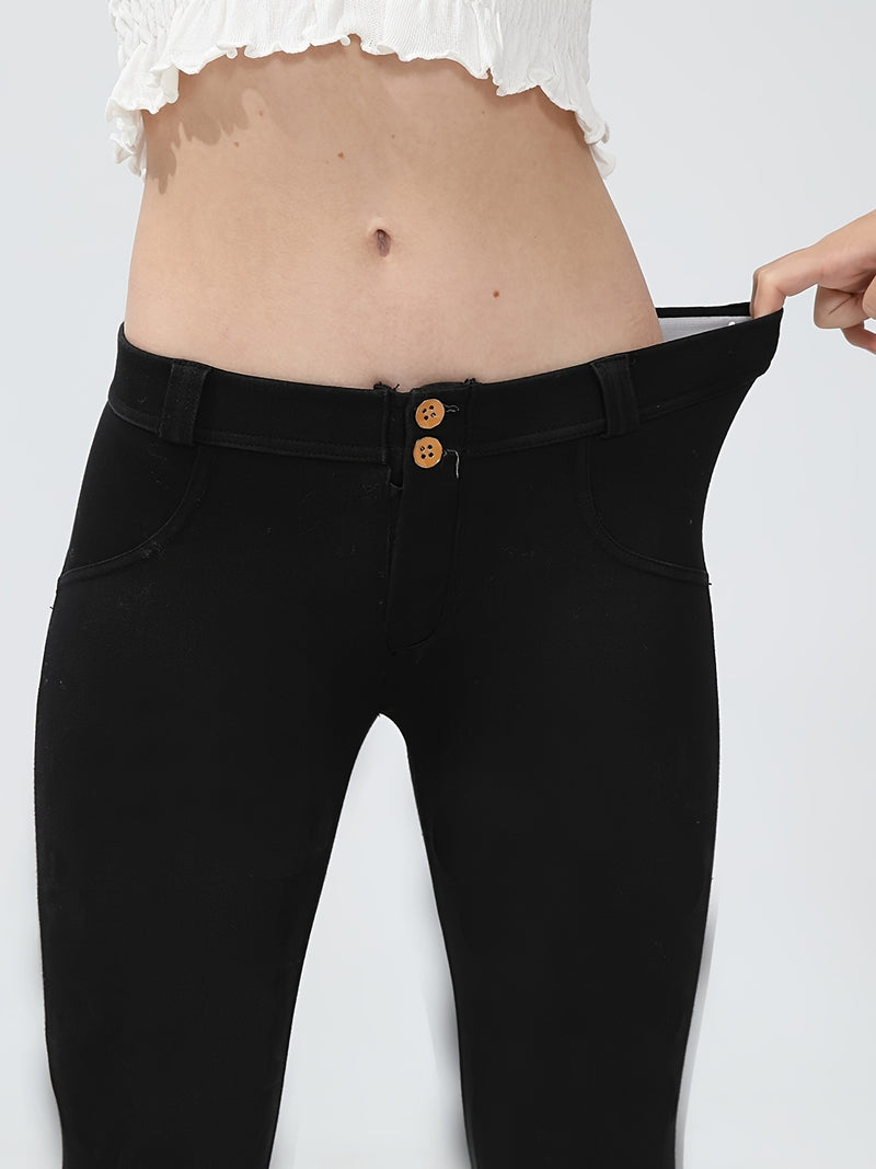 Women’s Slim-Fit Jeans Made of Stretchy Synthetic Denim.