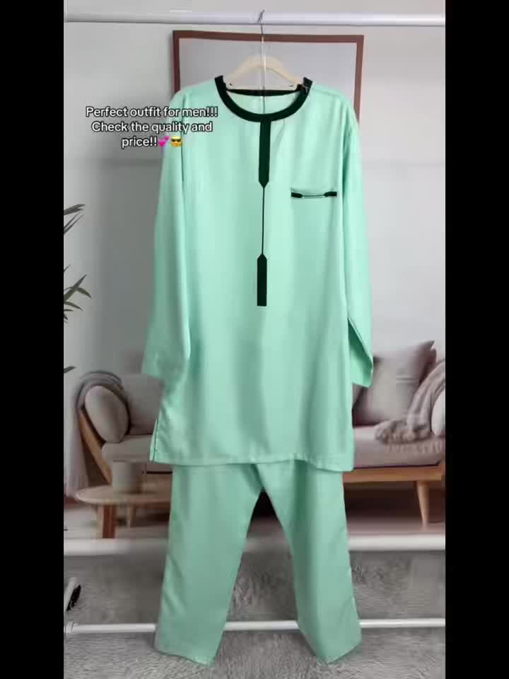 Men'S Casual Two-Piece Set Featuring an African Ethnic Style.