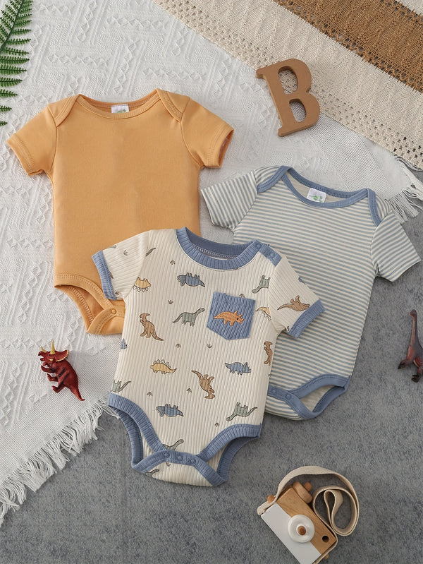 3-Piece Newborn Set with Cute Bear Pattern, Casual Outfit for Boys 0-9 Months.