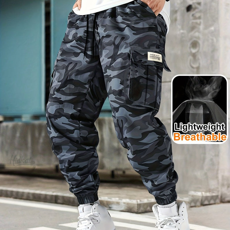 Men's Camouflage Outdoor Cargo Pants.