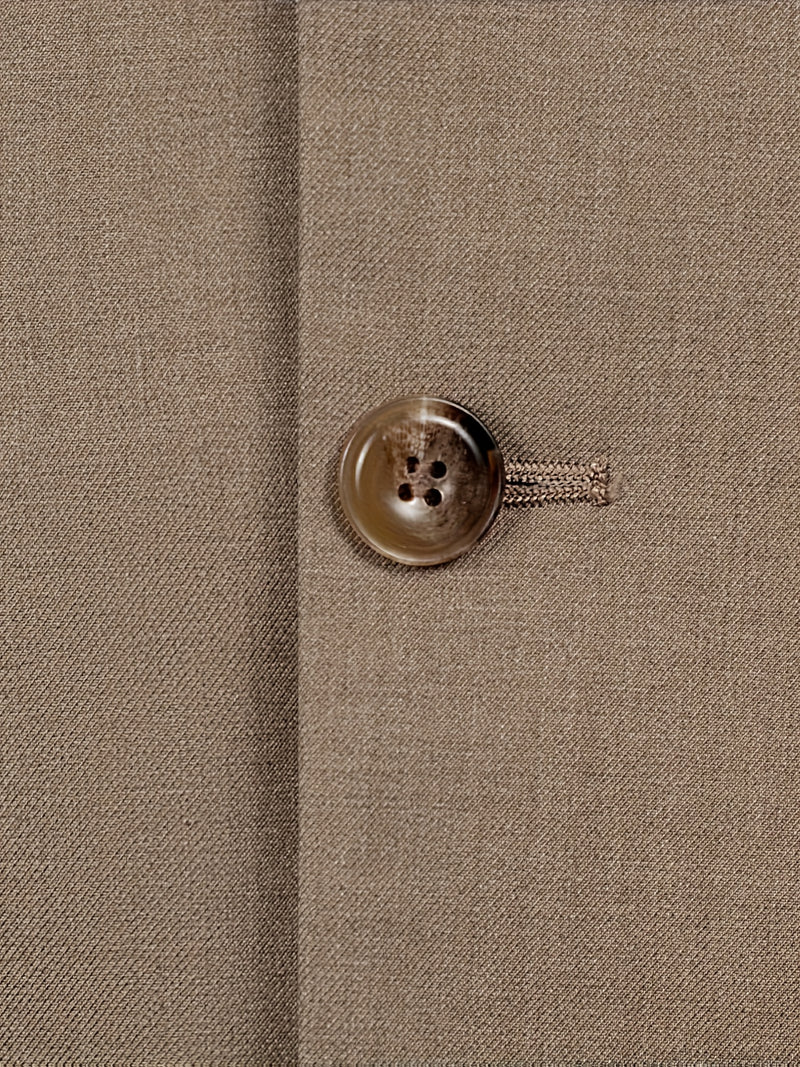 Business Casual 2-Button 3pcs Suit Set.