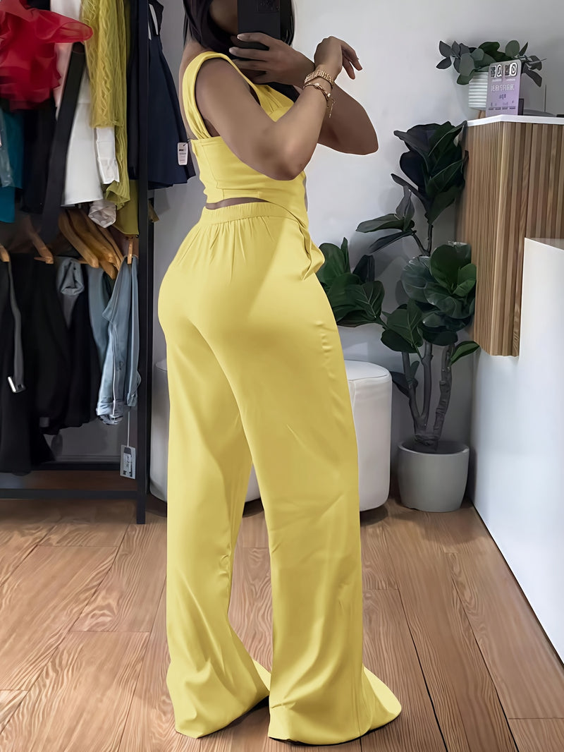 Women’s Elegant Two-Piece Set with Thick Straps And Buttoned Front.