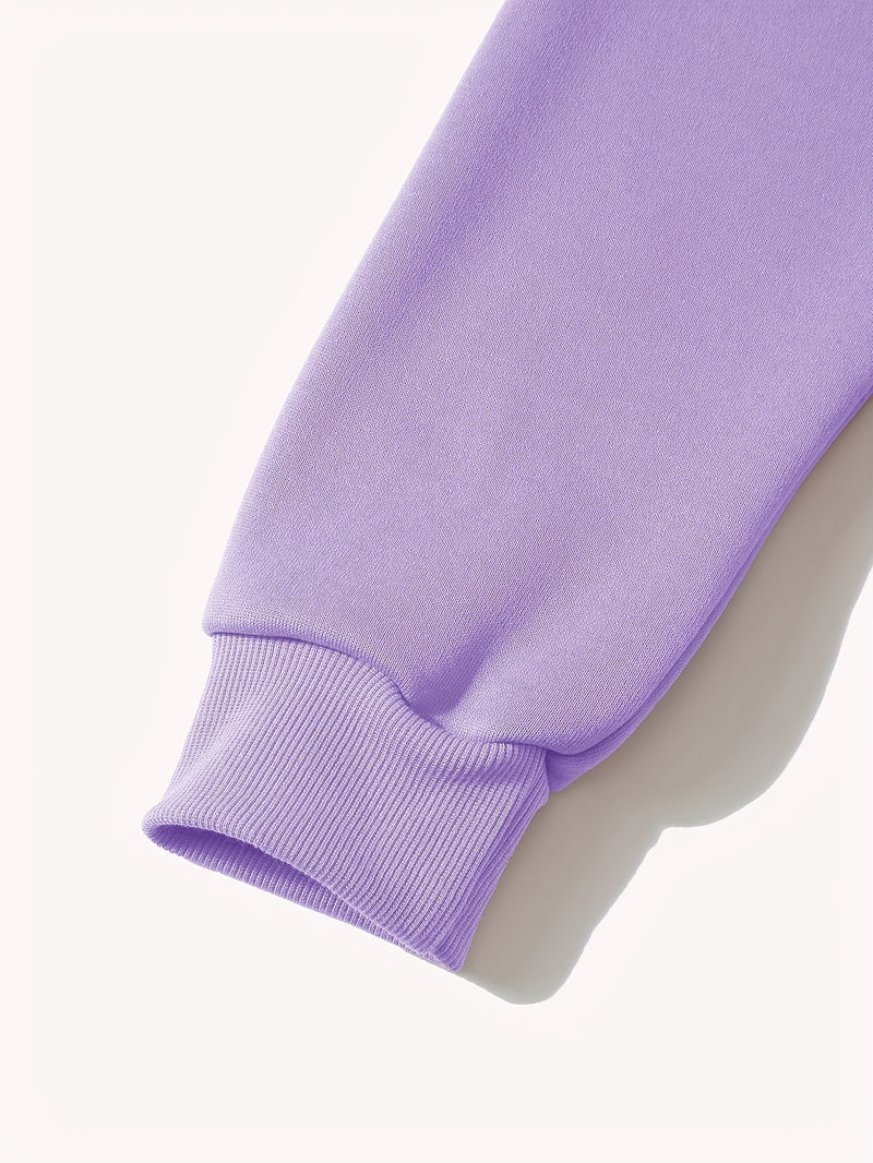 Women's casual hoodie for swear. Fall/winter style with long sleeves.