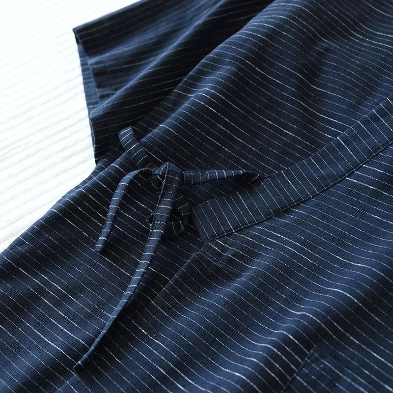 Japanese Kimono pajamas Men's Pajamas Summer Thin Short-sleeved Shorts.