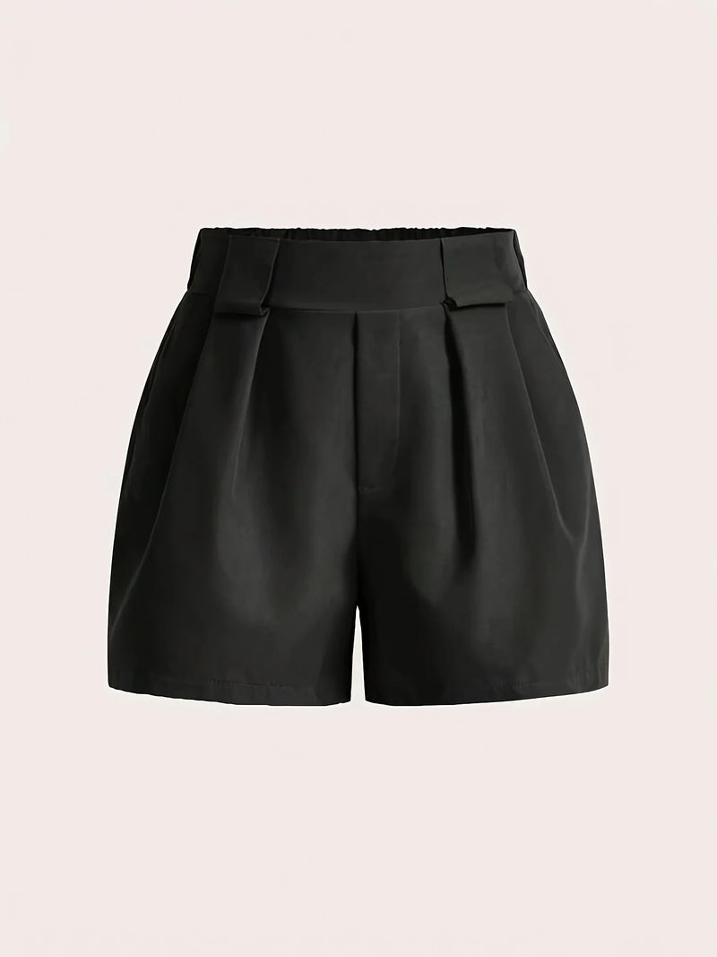 Ladies' casual versatile solid color simple pocket elastic waist shorts.