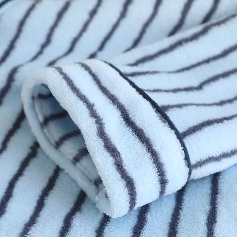 Winter couple pajamas Women's Pajamas Flannel Pajamas 2 Piece Set.