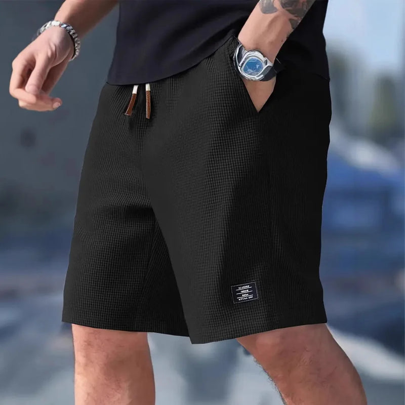 Men's Summer Casual Sports Shorts Plaid Checkered Loose Knee Length Shorts.