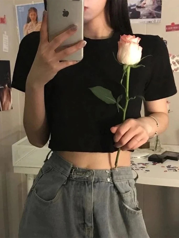 T-shirt Women Cropped Solid Sexy Minimalist Hot Sale Slim Casual Fashion.