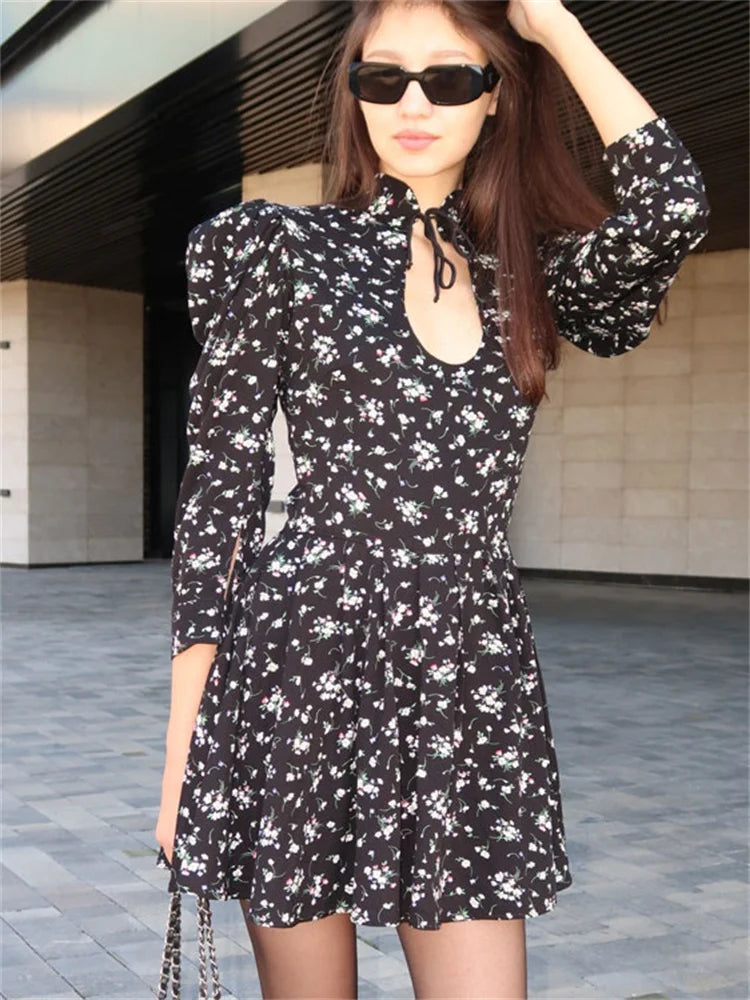 Women’s Tossy Printed Lace-Up Fashion Dress.