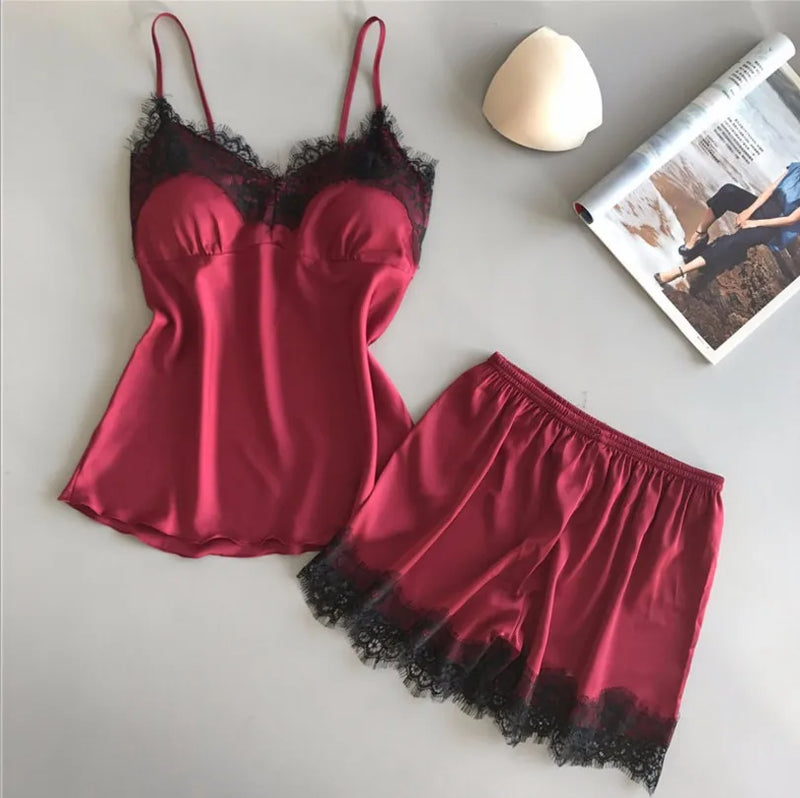 1 set of women's sleepwear set, fashionable V-neck lace sexy sleepwear.