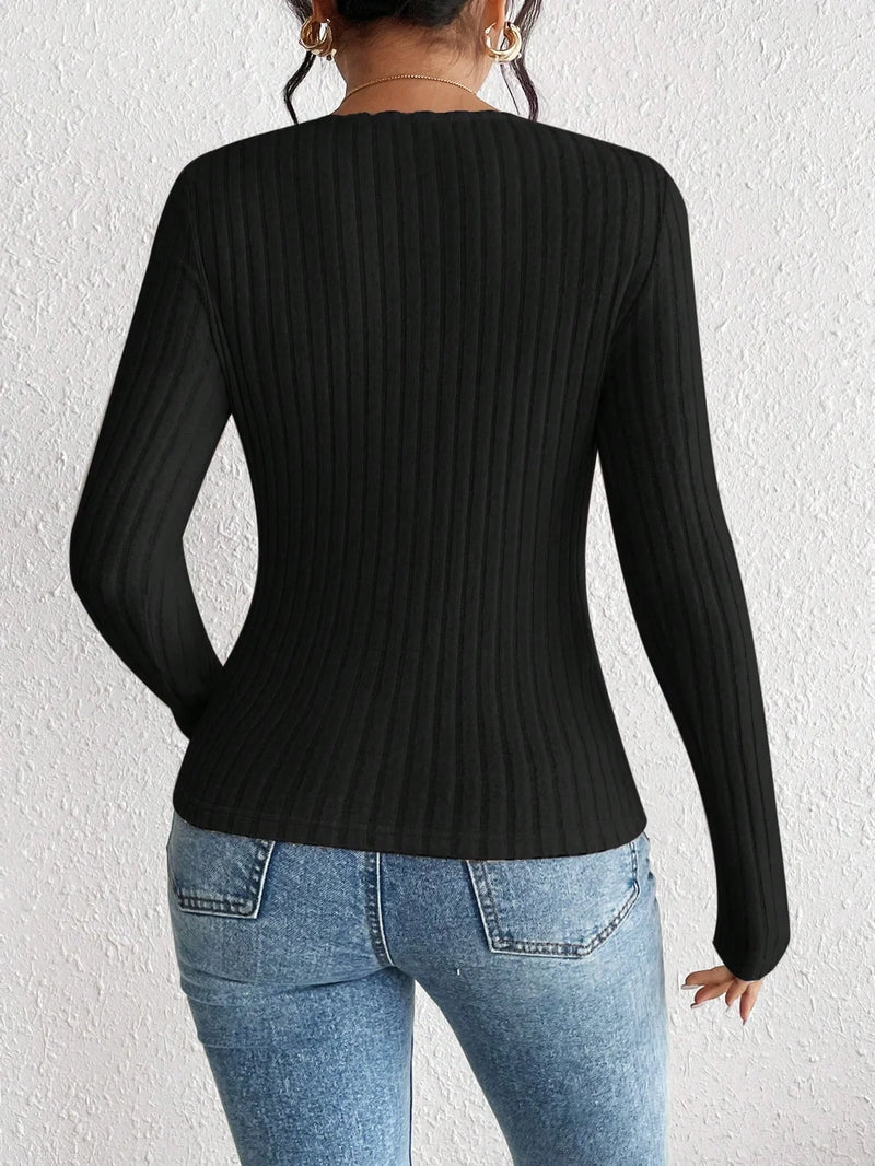Women's Fashion Diamond Collar Knitted Base Shirt Casual Long Sleeve Top.