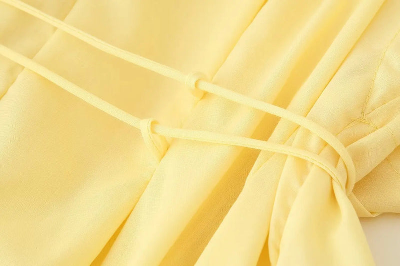 Women's New Fashion V-neck Pleated Down Shoulder Short Sleeve Midi Dress.