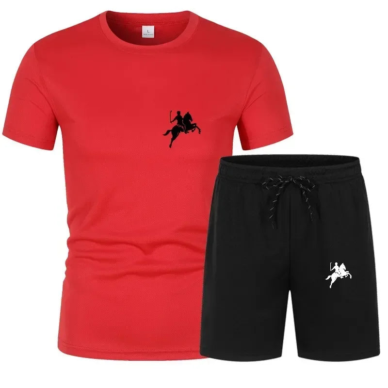 New fashionable and high-quality men's short sleeved T-shirt+shorts two-piece.