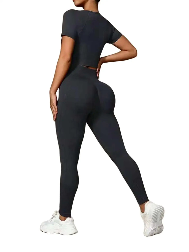 Fashionable women's two-piece high elastic seamless yoga suit sportswear.
