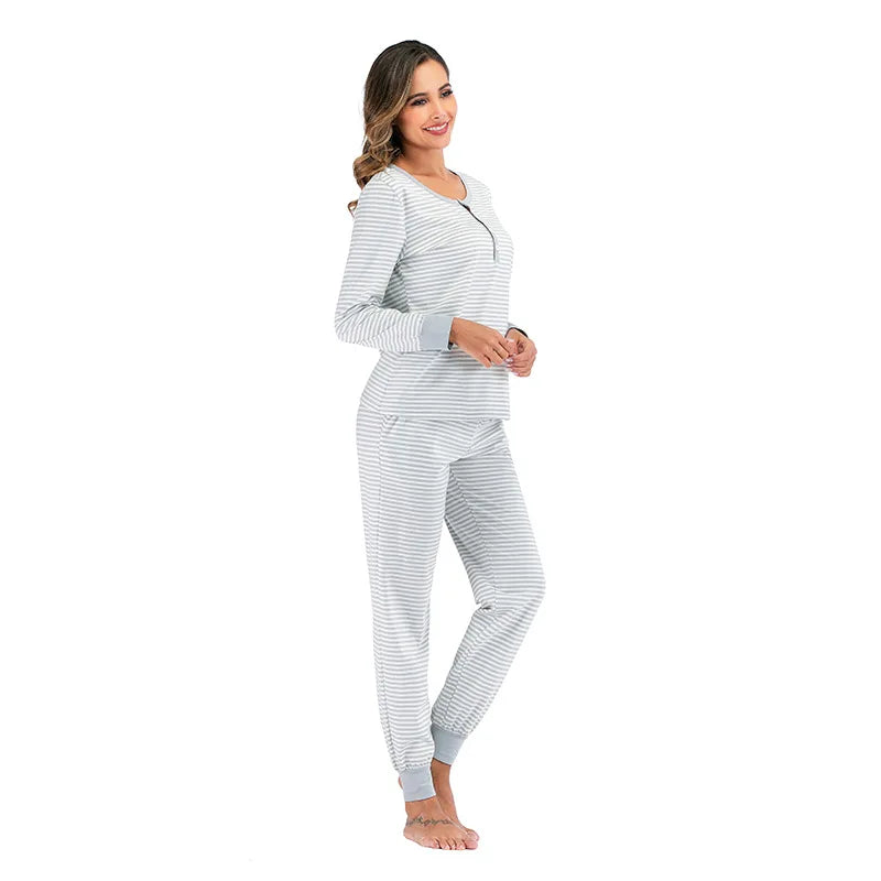 Women's Long Cotton Pajamas Two-piece Set.