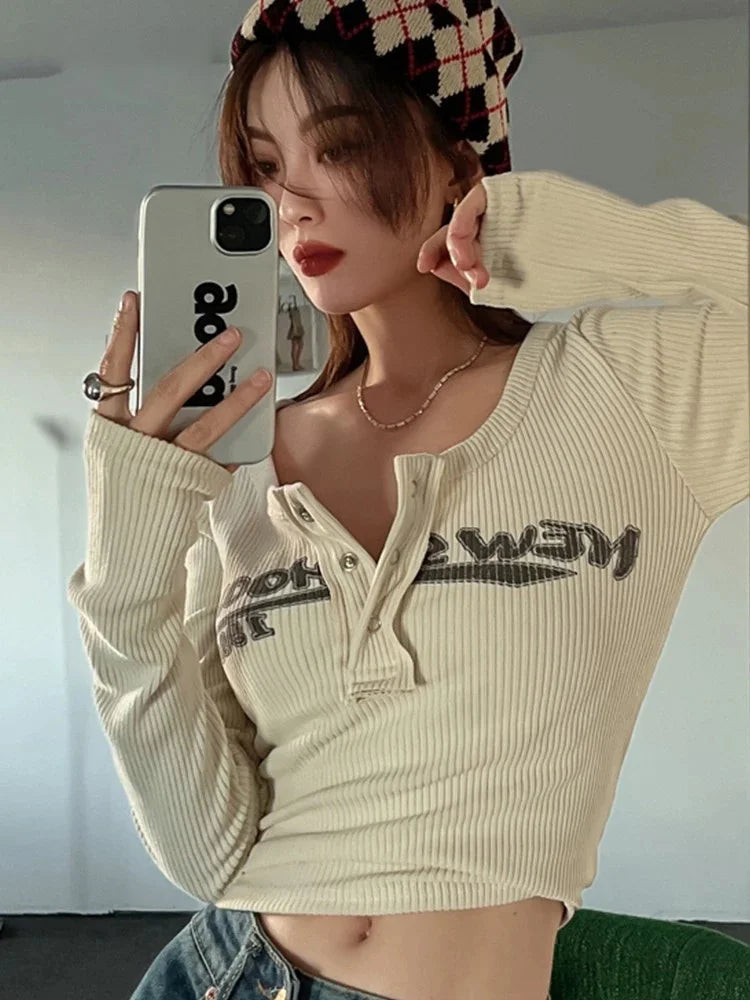 Retro Graffiti Print Elastic T Shirt Women Sexy Slim Crop Top Ribbed.